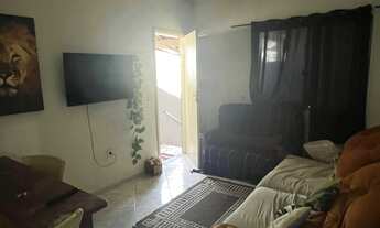 Imagem 6: Casarão em Rio das ostras e 2 ap em cima e 2 lojas na frente