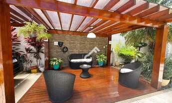 Imagem 5: PRISCILA DUTRA, Lauro de Freitas. Duplex 4 quartos sendo 3 suítes superiores e 1 quarto té