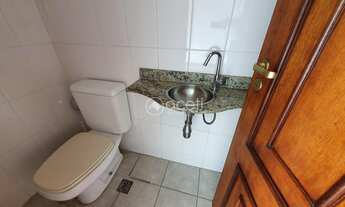 Imagem 6: Amplo apto 3 quartos, suíte, varanda e DCE. Prédio individual, com elevador