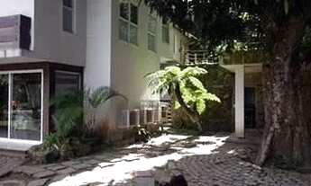 Imagem 4: Maravilhosa casa aos pés da Pedra da Gávea, um verdadeiro sítio na zona sul do Rio de Jane