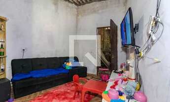 Imagem 2: Casa para Aluguel - Botujuru, 3 Quartos, 30 m2