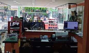 Imagem 3: Vendo ou passo o ponto, loja de roupas e calçados