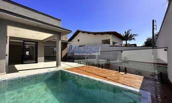 Imagem 2: Casa para Venda em Mogi das Cruzes, Vila Oliveira, 4 dormitórios, 1 suíte, 4 banheiros, 6