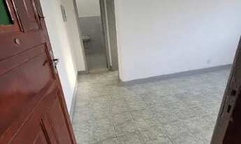 Imagem: Alugo excelente apartamento em Cavalcanti