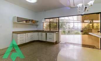 Imagem 7: Maravilhosa casa com 3 pavimentos semi mobiliada, no Bairro Ponta Aguda!