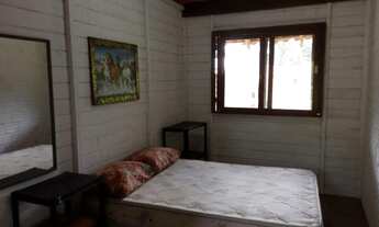 Imagem 6: Velleda oferece lindo sítio com casa e arborizado, próximo ao asfalto, na Águas Claras