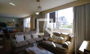 Imagem 3: Apartamento para Aluguel - Água Verde, 4 Quartos, 215 m2