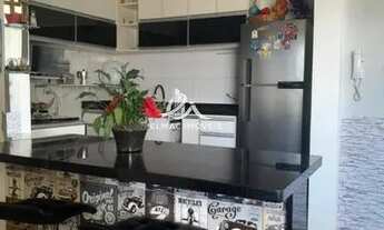 Imagem 2: Casa de Condomínio com 3 Quartos e 2 banheiros à Venda, 71 m² por R$ 450.000