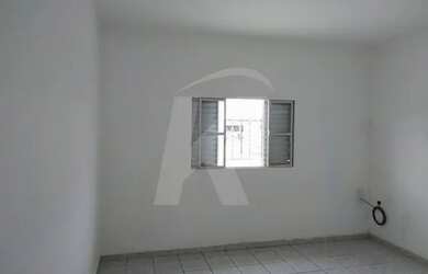 Imagem 3: Casa com 1 quarto, sala, cozinha, banheiro, quintal