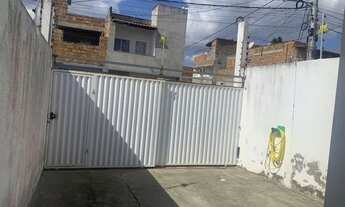 Imagem 3: Aluga-se casa grande com garagem para 2 carros em Feira de Santana,leia o anúncio