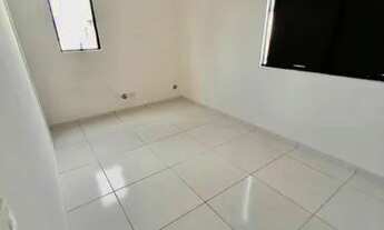 Imagem 3: Morada do Adriátoico , na Av Adélia Francoo."