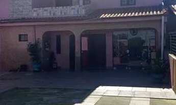Imagem 5: BELA CASA DE DOIS ANDARES COM PISCINA LOCALIZADA EM MARILUZ