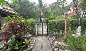 Imagem: Casa Estilo Americano, triplex, piscina