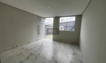 Imagem 3: Casa com Acabamento de Luxo à Venda Bairro Trevo