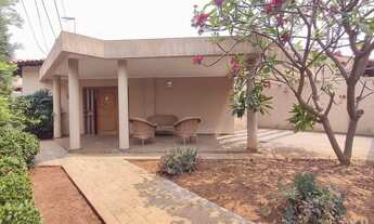 Imagem 4: Bairro Monte Carlo casa com 5 quartos em ótima localização