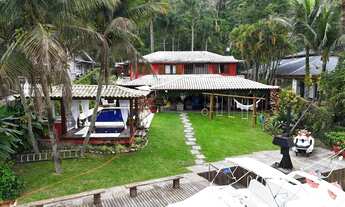 Imagem 3: Casa de canal no Porto Frade em Angra dos Reis-RJ