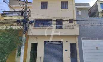 Imagem: Sobrado com 2 dormitórios para alugar