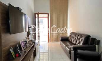 Imagem 3: Térrea para venda com 72 metros quadrados com 2 quartos em Santos Dumont - Governador Vala