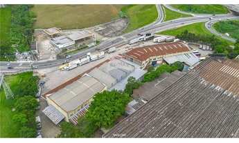 Imagem 4: Espaço Logístico Premium: Galpão de Alto Desempenho para Terminal de Cargas