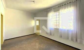 Imagem 2: Casa à Venda - Sagrada Família, 3 Quartos, 400 m2