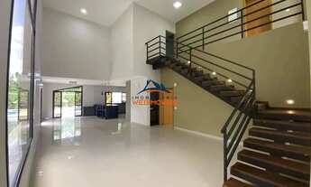 Imagem 5: Casa de luxo, 4 quartos, 4 suítes, 3 salas, 5 banheiros, 8 vagas em condomínio de Cotia-SP