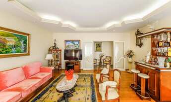 Imagem 4: Um 3 quartos com suíte clássico, com vista livre para venda