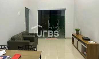 Imagem 5: Casa de Esquina à Venda Moderna, Arejada e com Excelente Localização