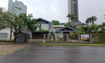 Imagem: Casa comercial localizada no bairro Atiradores