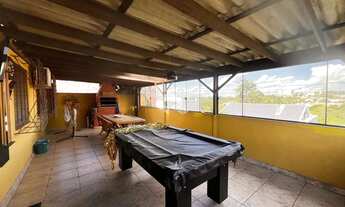 Imagem 3: Casa Sobrado / Casa com pátio / 3 Dormitórios / 4 Vagas / Jardim Itu / Porto Alegre / RS