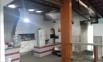 Imagem 7: Casa comercial próximo a PUC Coração Eucarístico