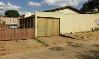 Imagem 4: Casa Senador Canedo - rua são Sebastião