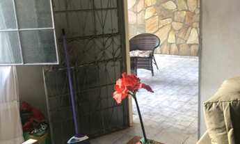 Imagem 6: Casa para venda tem 100 metros quadrados com 3 quartos