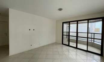 Imagem 6: Amplo apartamento para venda com 3 quartos, sendo 1 suíte, dependência completa, 1 vaga co