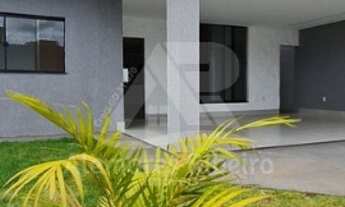 Imagem 1: Casa para venda. Sozinha no lote com 3 quartos no Residencial Kátia - Goiânia - GO