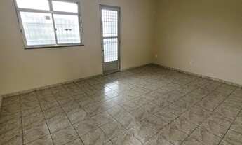 Imagem 3: Franklin Corretor de Imóveis aluga amplo apartamento de 2 quartos