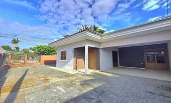 Imagem 3: Casa residencial com 3 quartos para alugar por R$ 2800.00, 214.00 m2 - ESPINHEIROS - JOINV