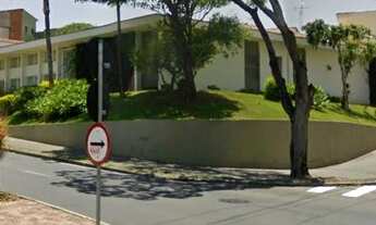 Imagem: CASA DE ESQUINA COM 426m² NA AV. BARÃO