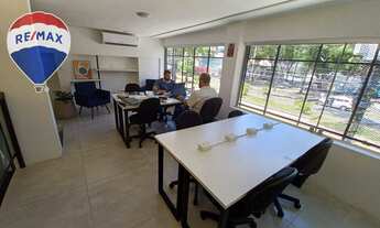 Imagem 3: Salas comerciais privadas e estações de trabalho