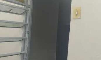 Imagem 6: Alugo kitnet (a 5 min do centro