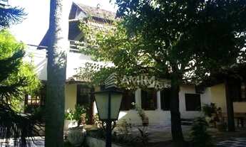 Imagem 6: Casa com 7 Quartos à venda, 540 m² por R$ 3.750.000 - São Francisco - Niterói/RJ