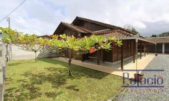 Imagem 2: Casa Mobiliada para Locação em São Francisco do Sul, Adhemar Garcia, 4 dormitórios, 3 banh