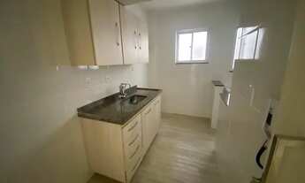 Imagem 6: Apartamento para venda possui 75 metros quadrados com 2 quartos em Bandeirantes - Juiz de