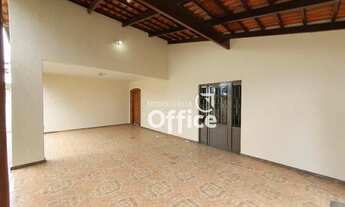 Imagem 3: Casa com 3 dormitórios à venda, 387 m² por R$ 600.000,00 - Vila Santa Isabel - Anápolis/GO