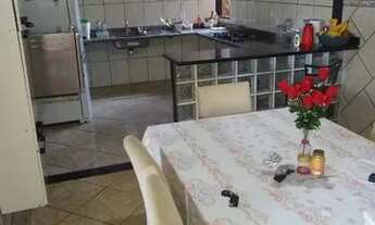 Imagem 7: Casa em Trindade - Quintal grande - Casa de esquina