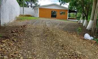 Imagem 2: Chácara situada no bairro água verde com casa medindo 150 metros com escritura