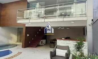 Imagem: CASA À VENDA EM CAMBOINHAS DE ALTO PADRÃO