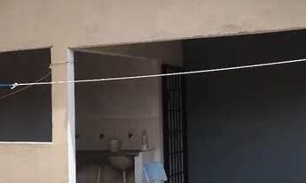 Imagem 4: Aluga se casa no SHC