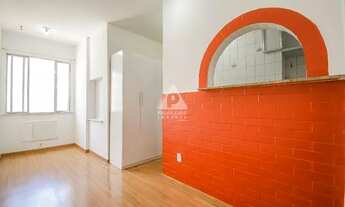 Imagem 2: Excelente Quarto e Sala de frente andar alto!