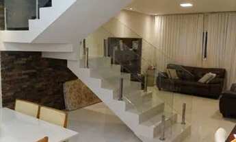 Imagem 2: Casa em condomínio à venda com 3 suítes