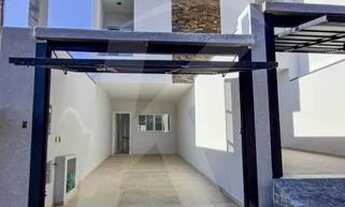 Imagem 2: Sobrado 3 Quartos (1 Suíte), 3 Banheiros, 2 Garagens 130 m²